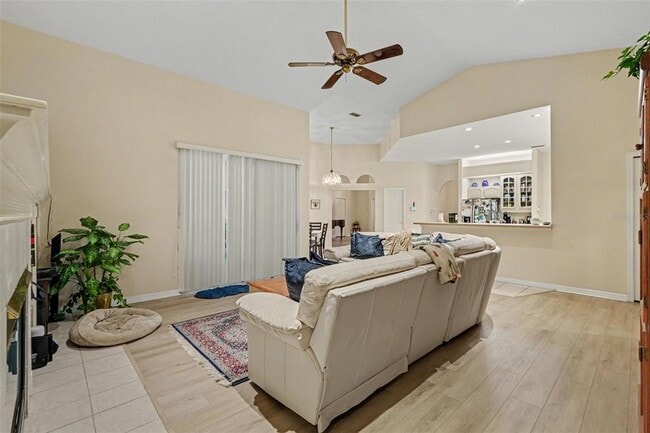 Building Photo - 702 Brooker Ridge Ct