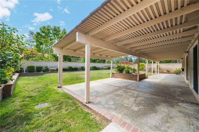 Building Photo - 24382 Macedo Dr