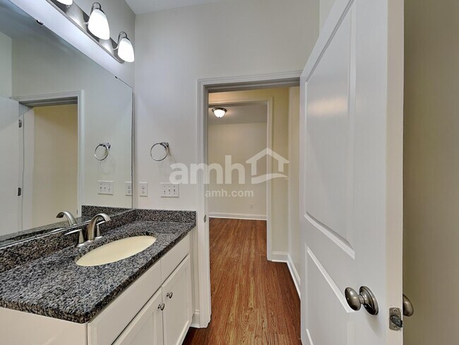 Building Photo - 3471 Shady Cove Ct