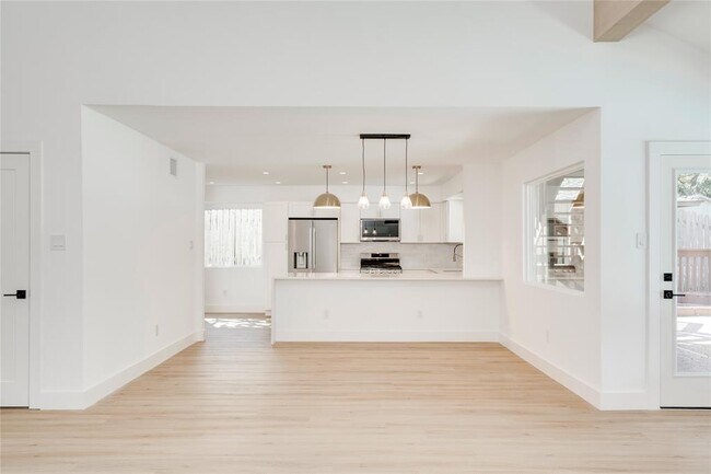 Building Photo - 4507 Yellow Rose Trail