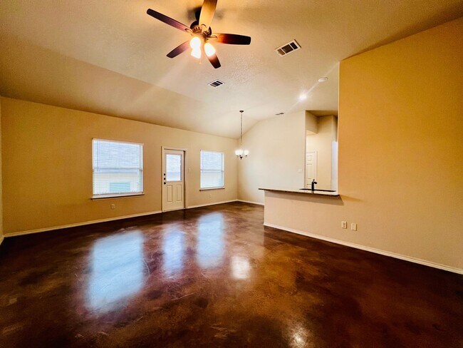 Building Photo - 10147 Westover Bluff