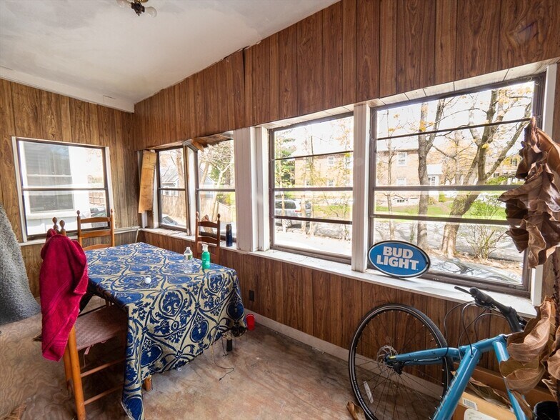 Building Photo - 497 Boylston St