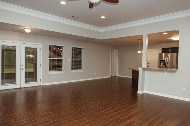 Building Photo - 16 Mariners Ln