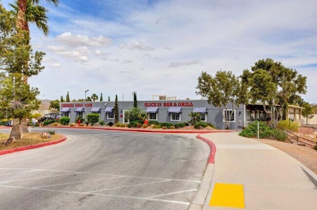 Building Photo - BEAUTIFUL 4 BEDROOM HOME IN GUARD GATED COMMUNITY!