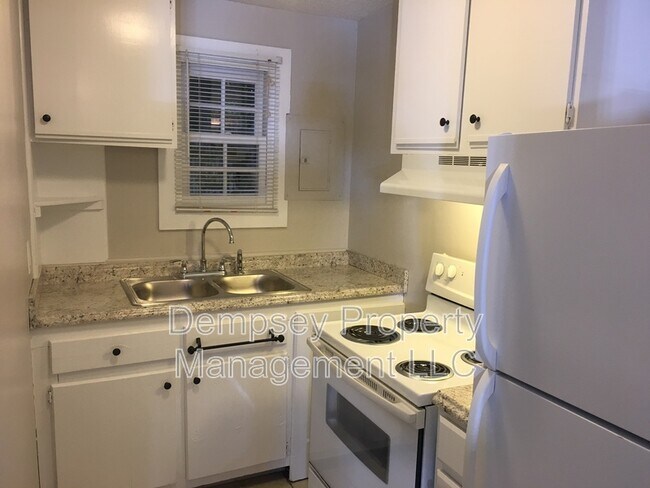 Building Photo - 3416 6th St