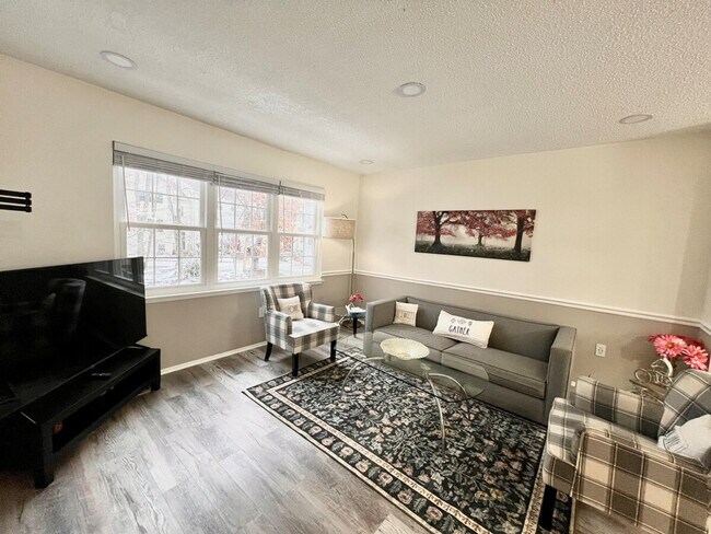 Building Photo - 2265 Chestnut Burr Ct