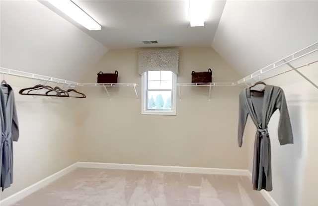 Building Photo - 5325 Chesire Ct