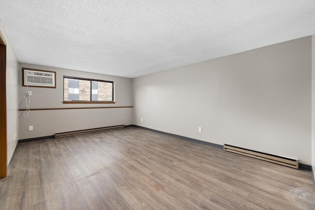 Building Photo - Maplewood Apartments