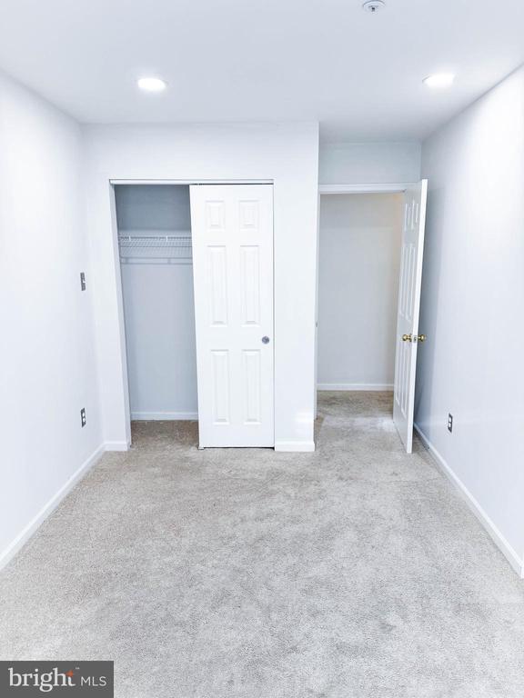 Building Photo - 5211 Duke Ct