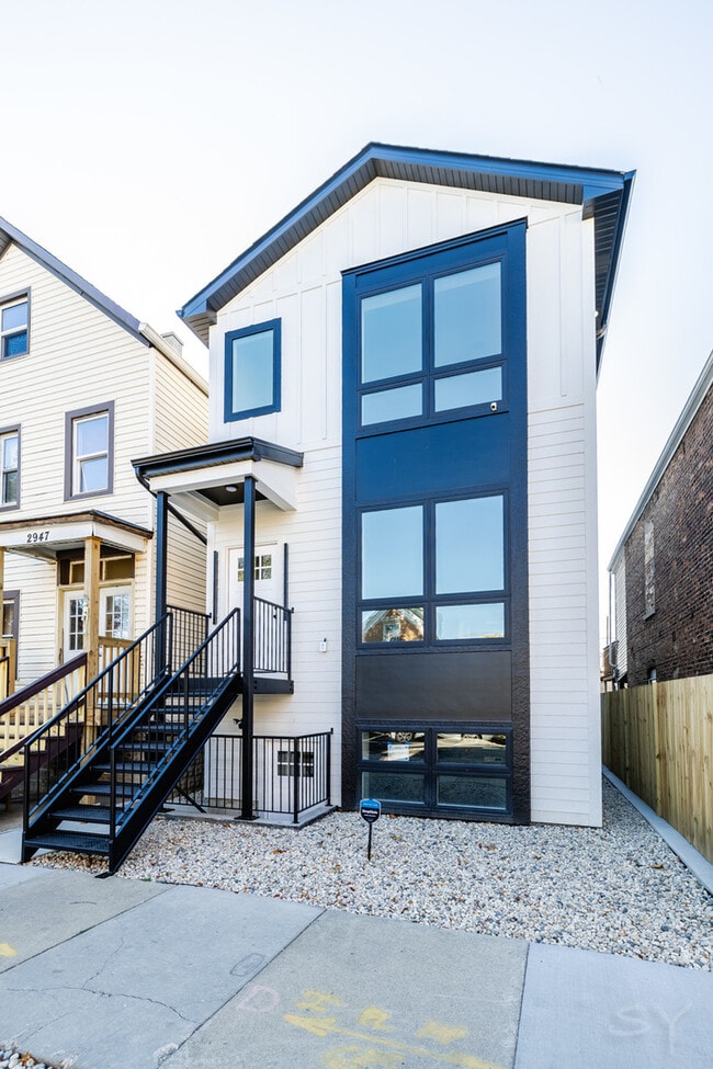 Primary Photo - 2949 W 25th Pl