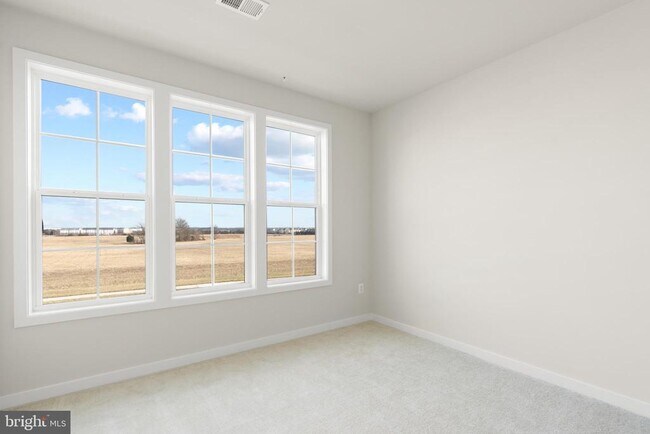 Building Photo - 22395 Claude Moore Dr