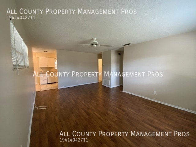Building Photo - 3148 Jennings Dr