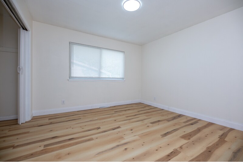 Building Photo - 3116 W Westport Rd