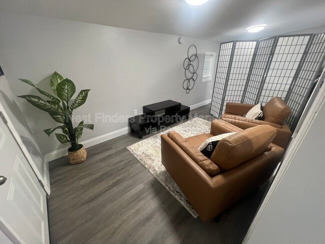 Building Photo - 2803 College St