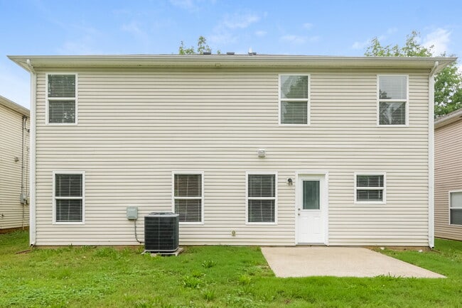 Building Photo - 5624 Dory Dr