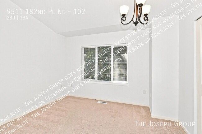 Building Photo - 9511 182 Pl NE
