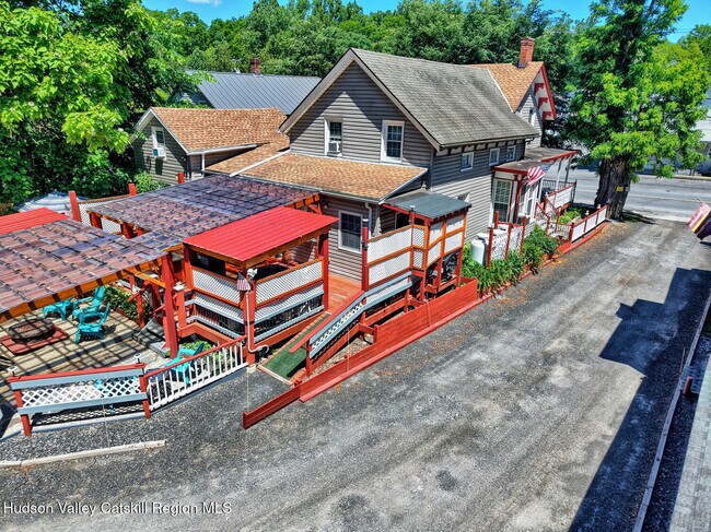 Building Photo - 3667 Rte 67