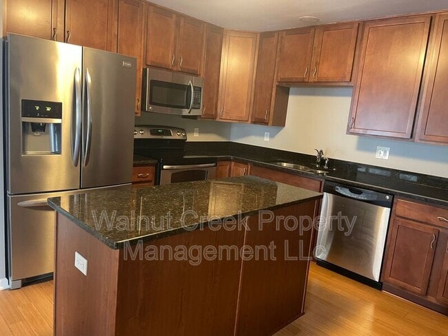 Building Photo - 7405 Battery Park Blvd