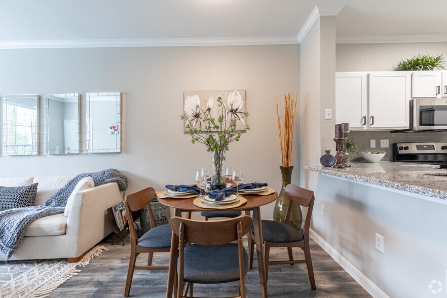 Westmount at Eldridge 2255 Eldridge Pky Houston TX 77077 Apartment