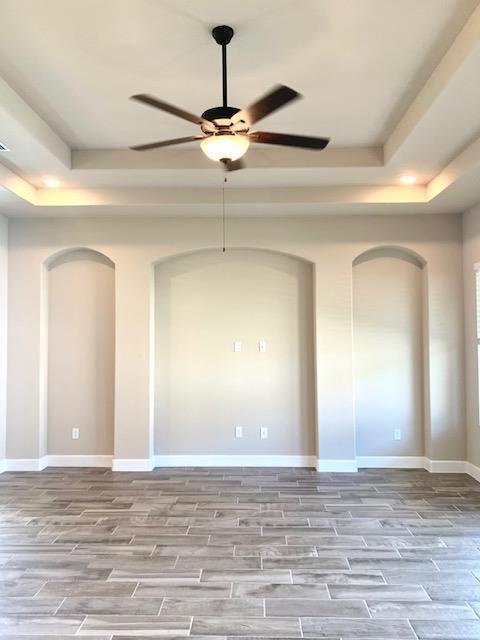 Building Photo - 120 Parlin Ln