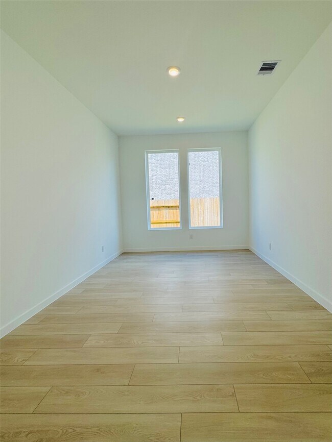 Building Photo - 4227 Eagle Pass Dr