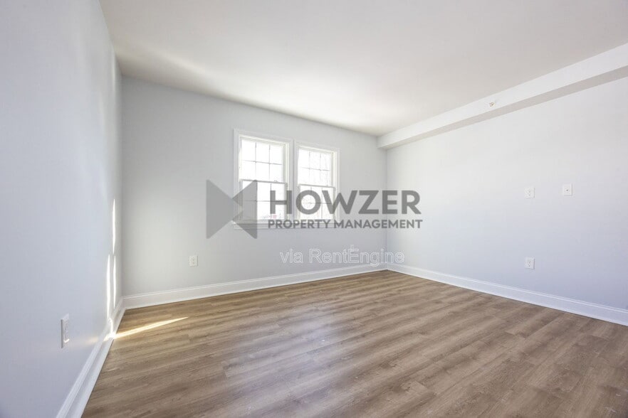 Building Photo - 50 Yarmouth Rd