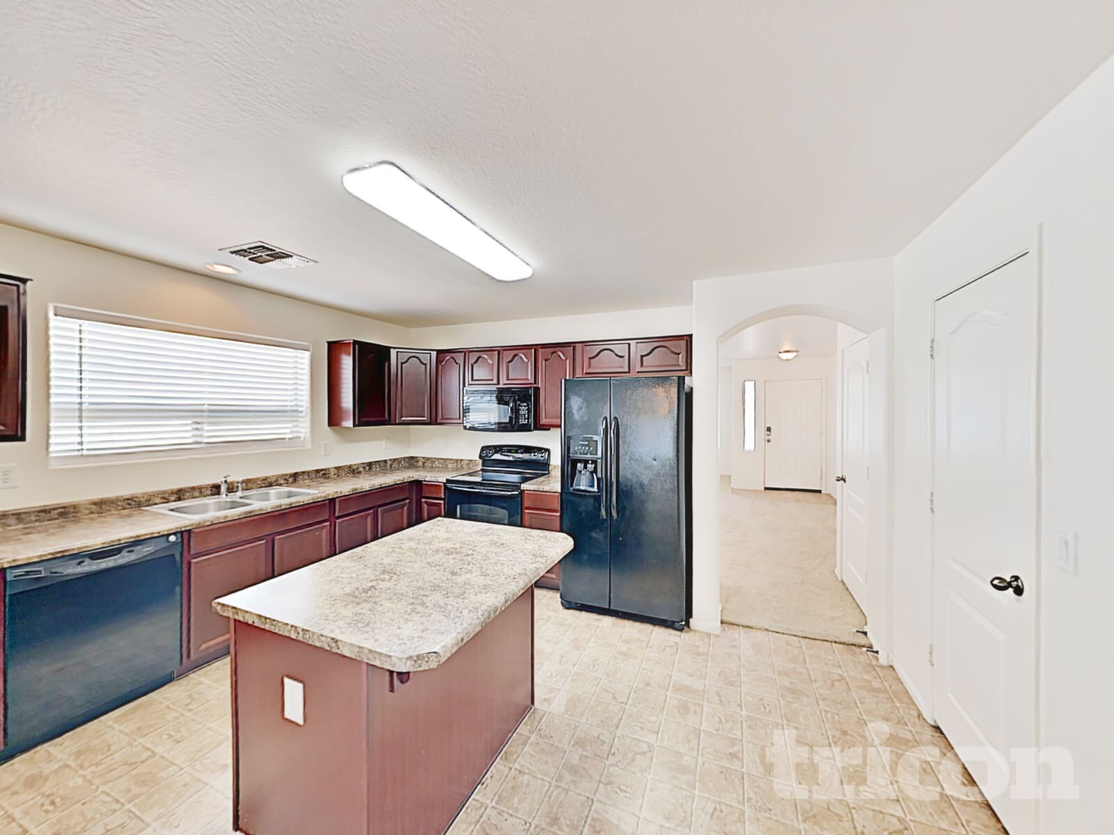 Building Photo - 1275 E Shari St