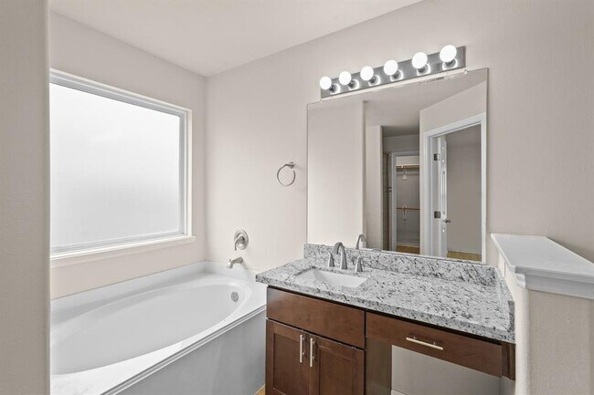 Building Photo - 10918 Barker View Dr