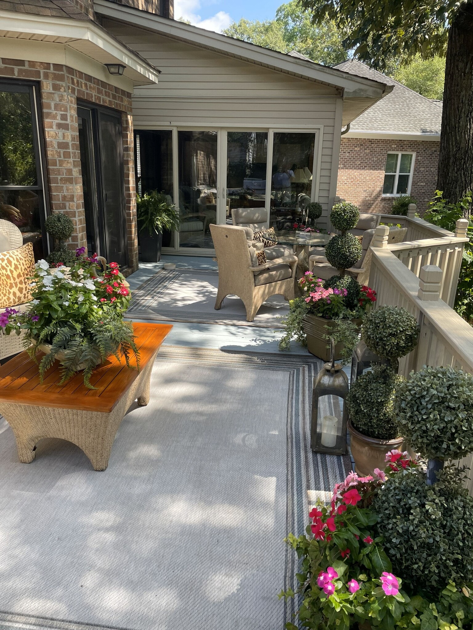 Deck - 927 blue crab way