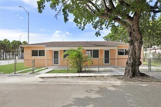 Building Photo - 1202 NW 34th St