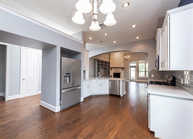 Building Photo - 29010 Pinnacle Ridge Dr