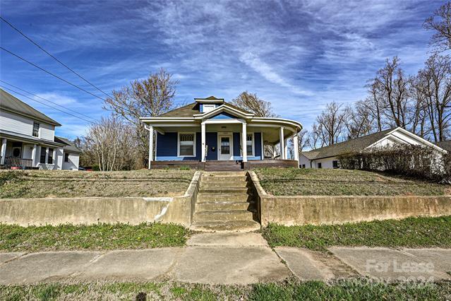 Building Photo - 1204 S Salisbury Ave