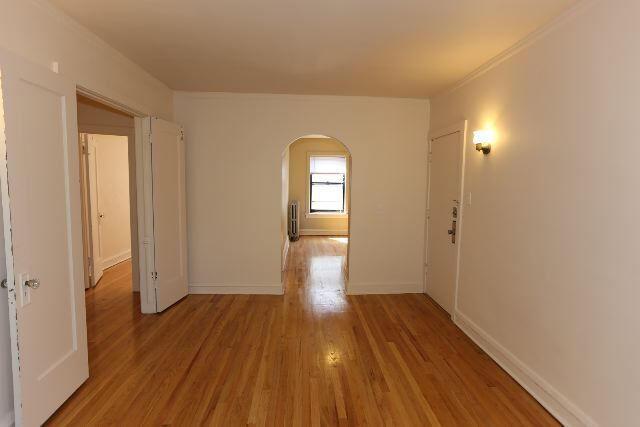 Building Photo - 4944 N Hoyne Ave