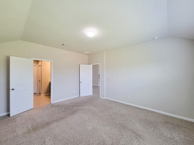Building Photo - 29614 Breakwater Dr