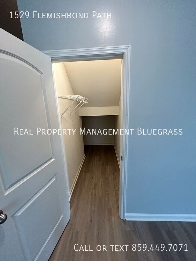 Building Photo - 1529 Flemishbond Path