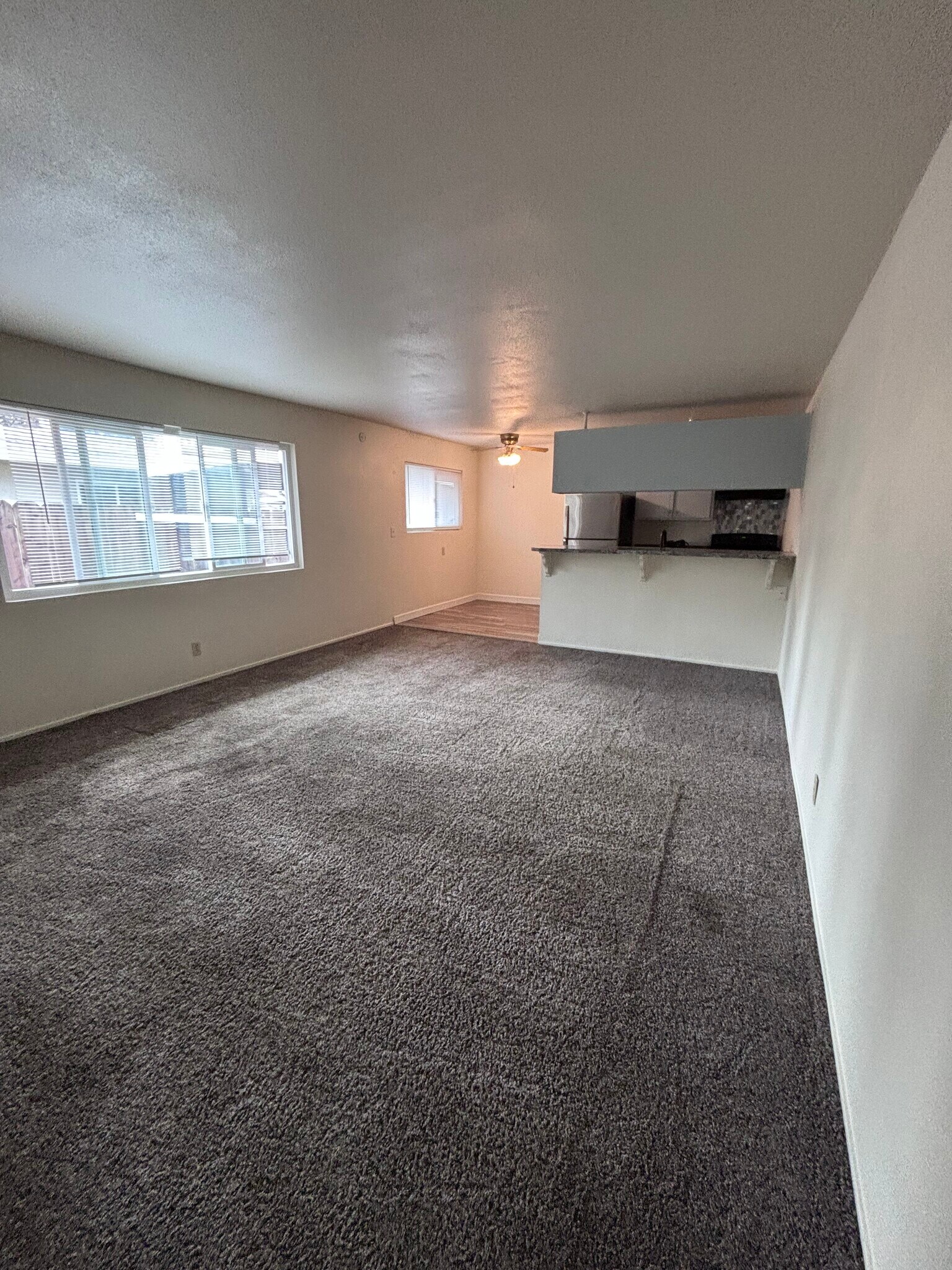 Building Photo - 139 W Lassen Ave