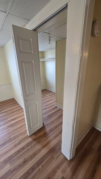 Building Photo - 27 Union St