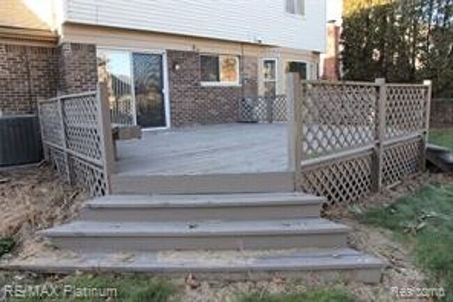 Building Photo - 5116 Prentis-