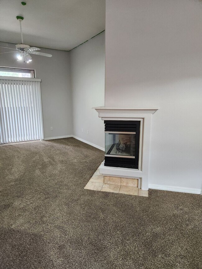 Building Photo - AVAILABLE NOW! 2-Bedroom, 2-Bathroom Condo...