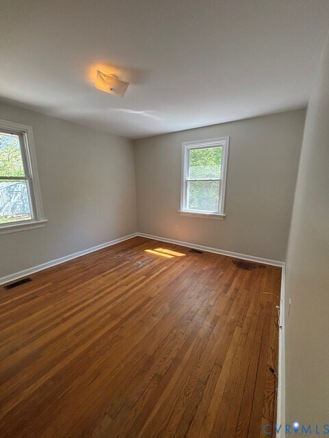 Building Photo - 9721 Drexel Ln