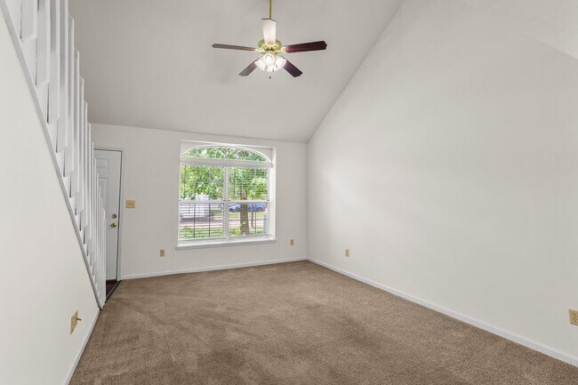 Building Photo - 2412-2414 Calder Ct.