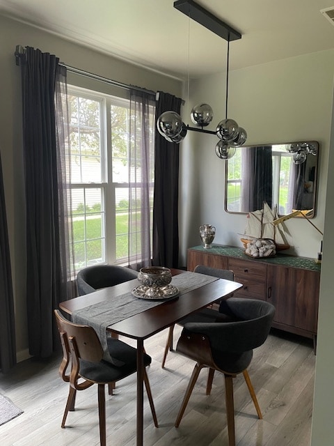 Dining Area - 2908 White Thorn Cir