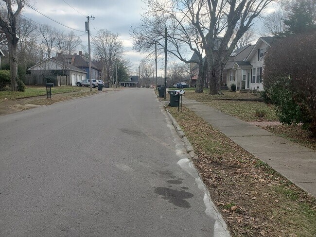 Building Photo - 405 N Boren St