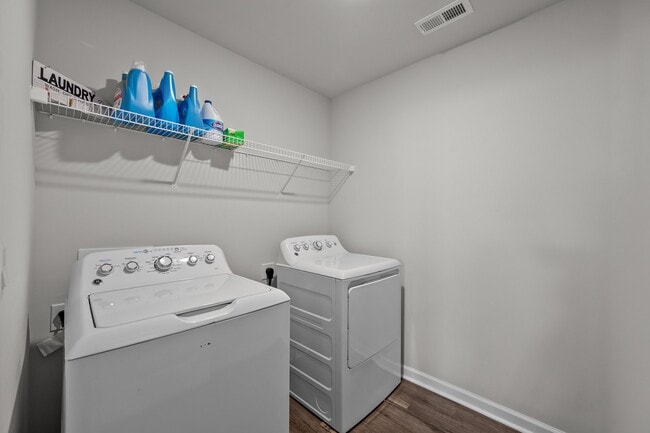 Building Photo - 107 Delray Ct