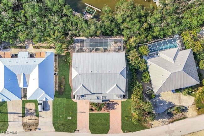 Building Photo - 21580 Indian Bayou Dr