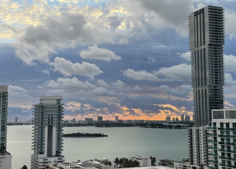 Building Photo - 2500 Biscayne Blvd