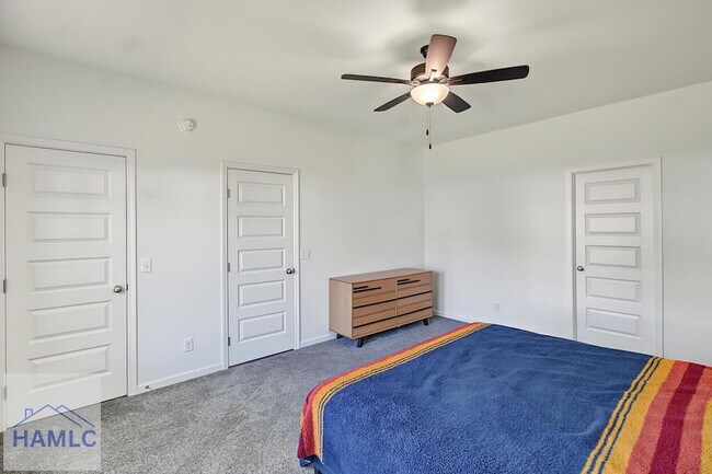Building Photo - 163 Alcove Ct