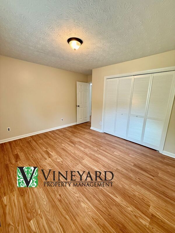 Building Photo - 1194 Broward Dr