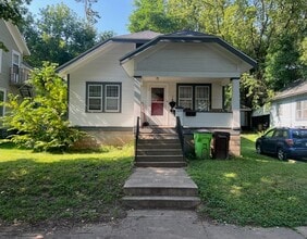 Building Photo - 1032 2nd Ave