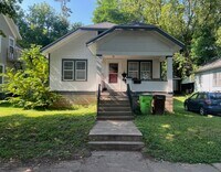 Building Photo - 1032 2nd Ave